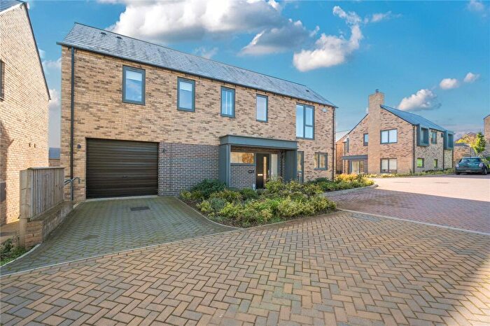 4 Bedroom Detached House For Sale In Swinsty Close, Harrogate, HG3