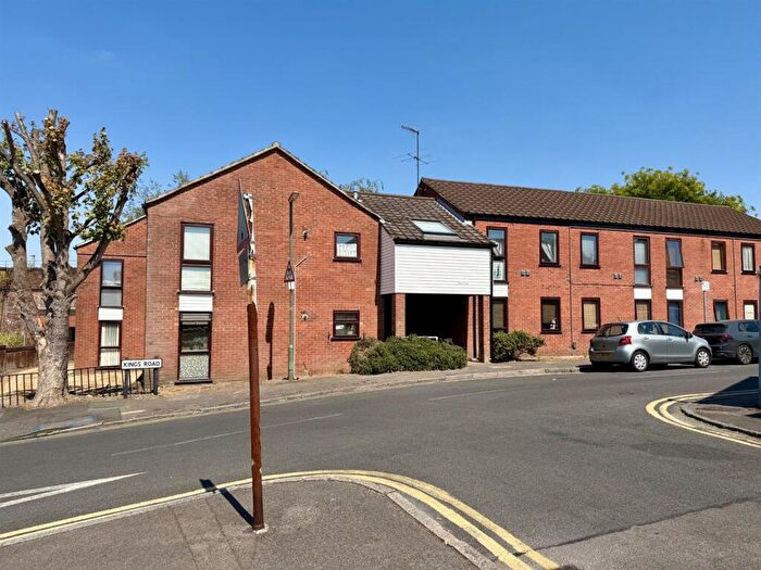 1 Bedroom Apartment For Sale In Kings Road, Guildford, GU1