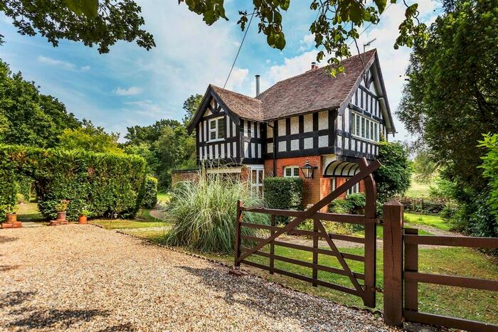 3 Bedroom Detached House For Sale In Leydens Cottage, Hartfield Road, Edenbridge, TN8