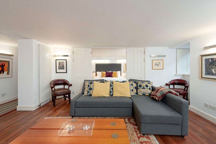 1 Bedroom Flat To Rent In Dundas Street, New Town, Edinburgh, EH3