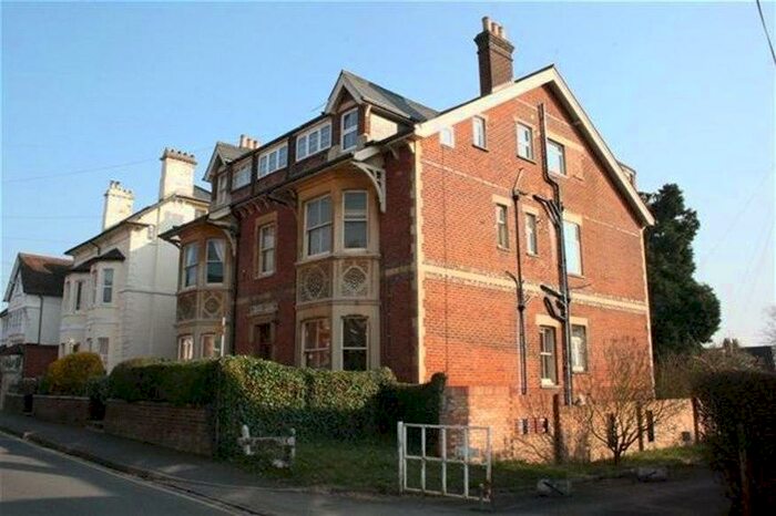 1 Bedroom Flat To Rent In Milman Road, Reading, RG2