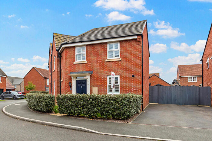 3 Bedroom Semi-Detached House For Sale In Claydon Avenue, Barton Seagrave, NN15