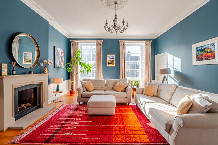 4 Bedroom Duplex For Sale In Dublin Street, Edinburgh, EH1