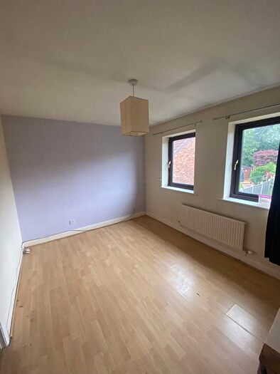 2 Bedroom Semi-Detached House For Sale In Greensmith Way, Westhoughton, Bolton, BL5