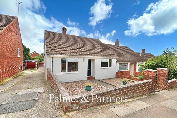 2 Bedroom Bungalow For Sale In High View Road, Ipswich, Suffolk, IP1
