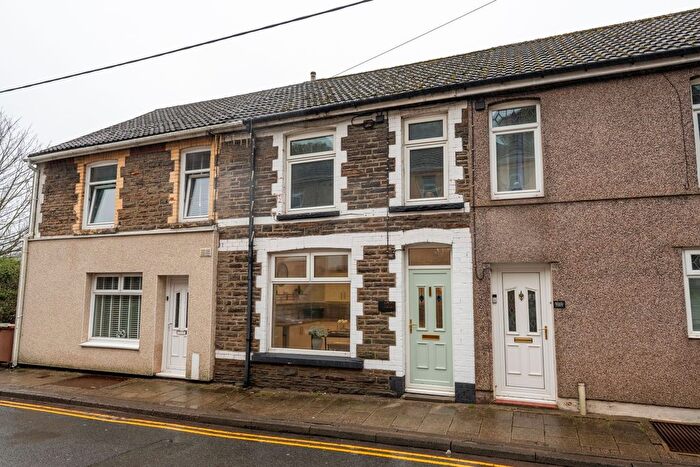 3 Bedroom Terraced House For Sale In Queens Road, Elliots Town, NP24