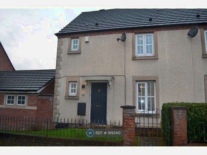 3 Bedroom Semi-Detached House To Rent In Church Street, Westhoughton, Bolton, BL5