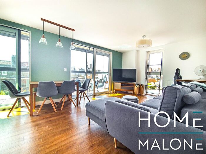 2 Bedroom Flat To Rent In Dalston Square, E8