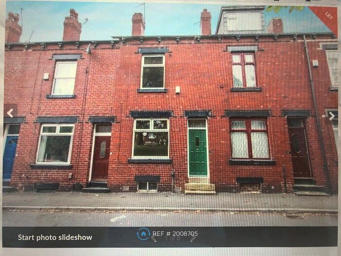 3 Bedroom Terraced House To Rent In Grove Road, Leeds, LS15