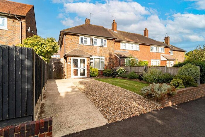 3 Bedroom End Terrace House For Sale In Stilton Path, Borehamwood, WD6