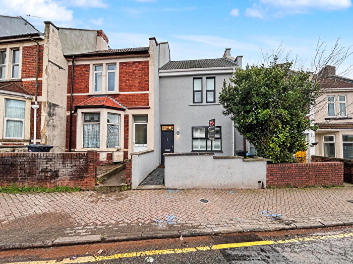 3 Bedroom Terraced House For Sale In West Street, Southville, Bristol, , Gb, BS3