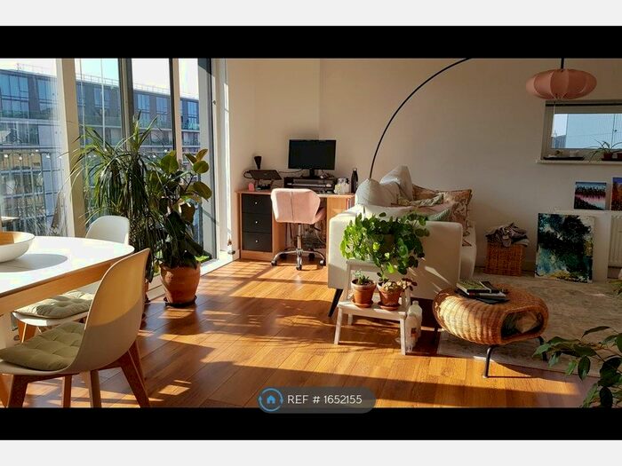 2 Bedroom Flat To Rent In City Road, London, EC1V