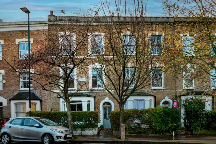 3 Bedroom Flat To Rent In Riversdale Road, Highbury, N5