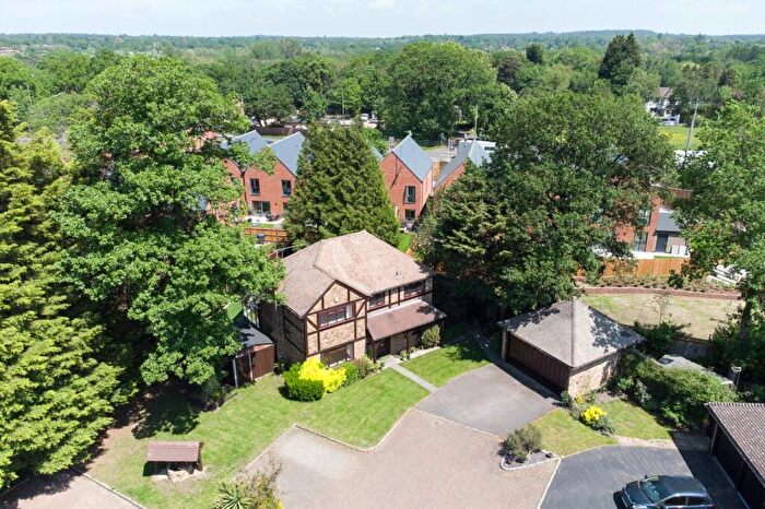 4 Bedroom Detached House To Rent In Weston Grove, Bagshot, Surrey, GU19
