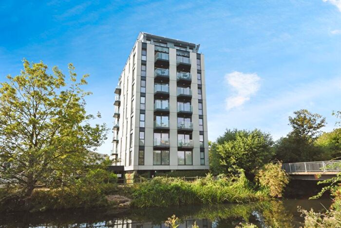 2 Bedroom Flat For Sale In Shire Gate, Chelmsford, CM2