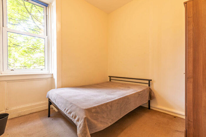 4 Bedroom Flat To Rent In L – Buccleuch Terrace, Edinburgh, EH8