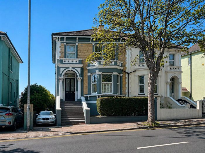 2 Bedroom Flat For Sale In Ditchling Road, Brighton, BN1