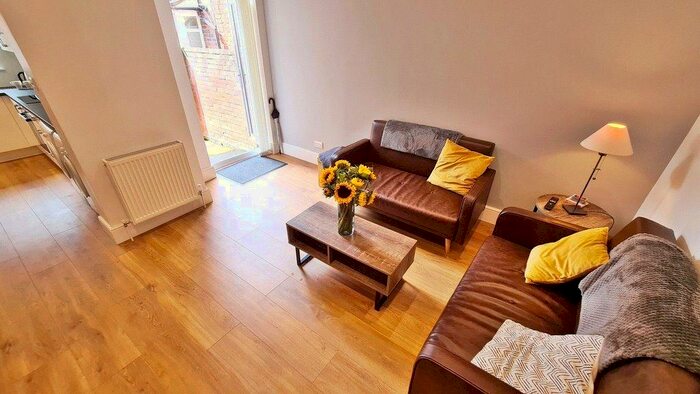 4 Bedroom Terraced House To Rent In Braemar Road, Manchester, M14