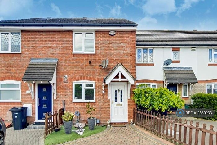 3 Bedroom Terraced House To Rent In Dartford Gardens, Chadwell Heath, Romford, RM6