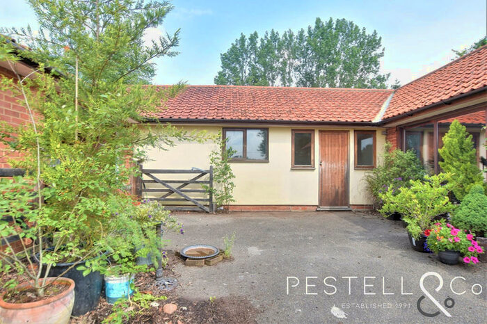 Studio To Rent In Brook Street, Little Dunmow, CM6