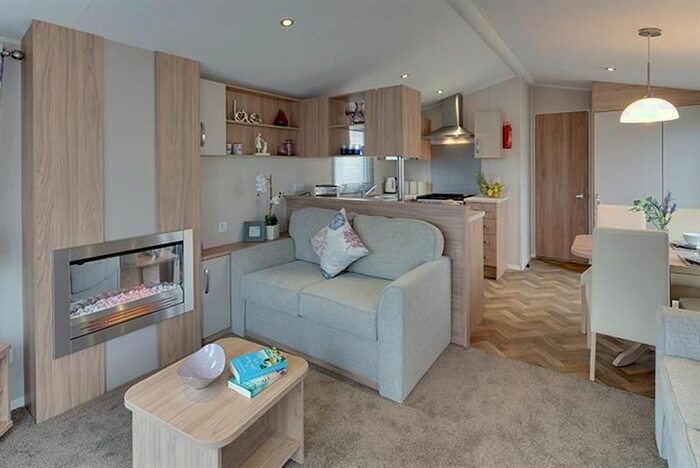 2 Bedroom Property For Sale In Main Road, Ventnor, PO38