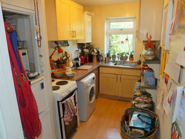 1 Bedroom Flat To Rent In Rowans Court, Lewes, East Sussex, BN7