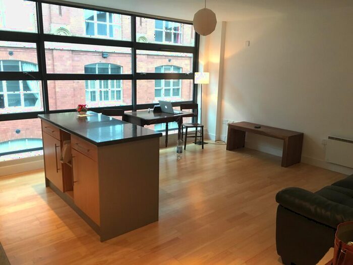 1 Bedroom Flat To Rent In Apartments, Manchester, MM2