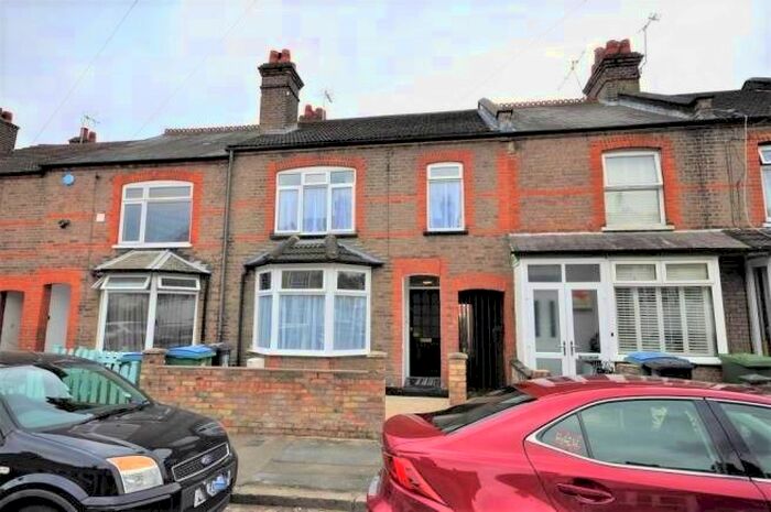 5 Bedroom Property To Rent In Parker Street, Watford, WD24
