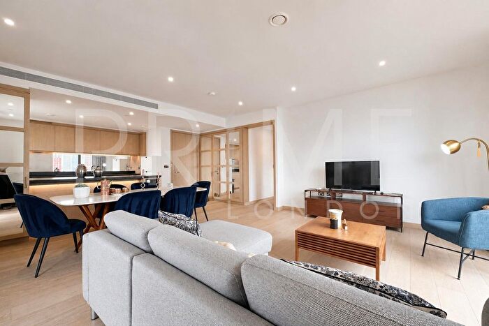 2 Bedroom Flat For Sale In Legacy Building, Embassy Gardens, Nine Elms, SW11