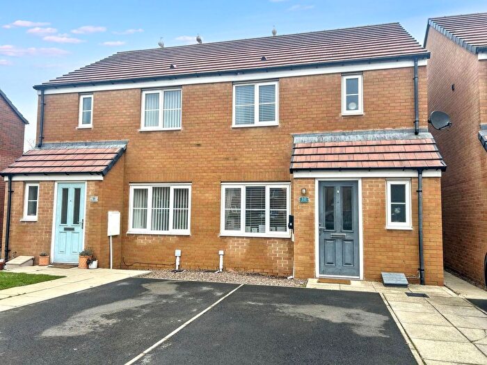 3 Bedroom Semi-Detached House For Sale In Helm Close, Blyth, NE24