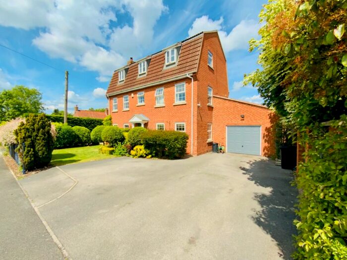 6 Bedroom Detached House For Sale In Westborough Lane, Long Bennington, Newark, Lincolnshire, NG23
