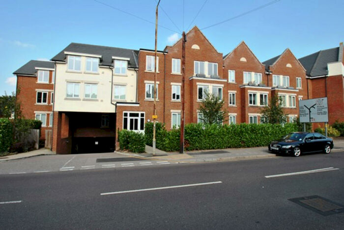 1 Bedroom Apartment To Rent In Johnson Place, Hitchin, SG4