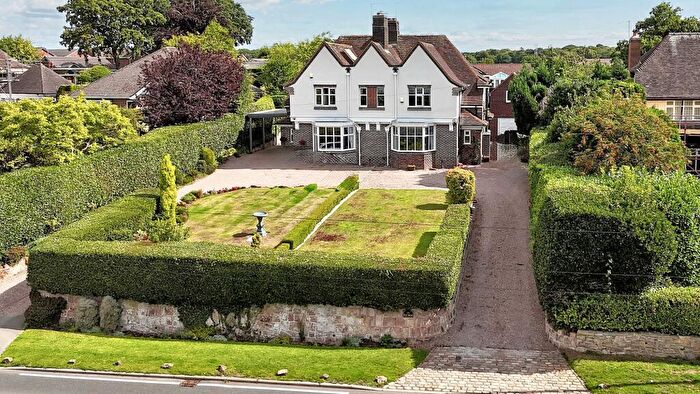 3 Bedroom Semi Detached House For Sale In Barlaston Old Road, Trentham, ST4