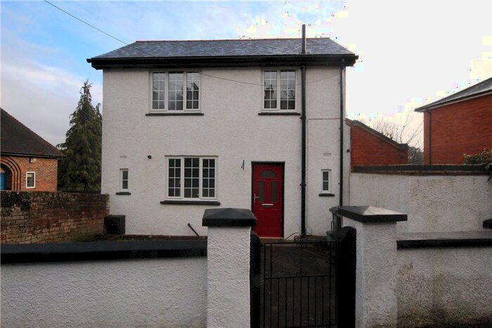 3 Bedroom Detached House To Rent In Addison Road, Guildford, Surrey, GU1