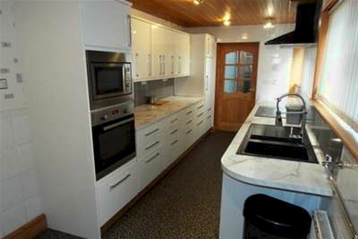 3 Bedroom House To Rent In Wyggeston Street, Burton On Trent. DE13