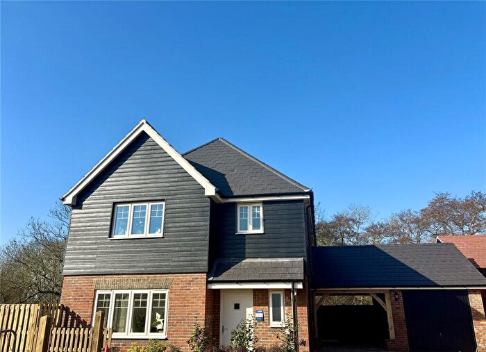 3 Bedroom Detached House For Sale In Tower House Farm, The Street, Mortimer, Reading, RG7