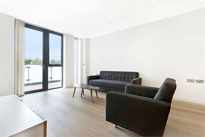 2 Bedroom Flat To Rent In Hornbeam House, Quebec Way, Canada Water, London, SE16