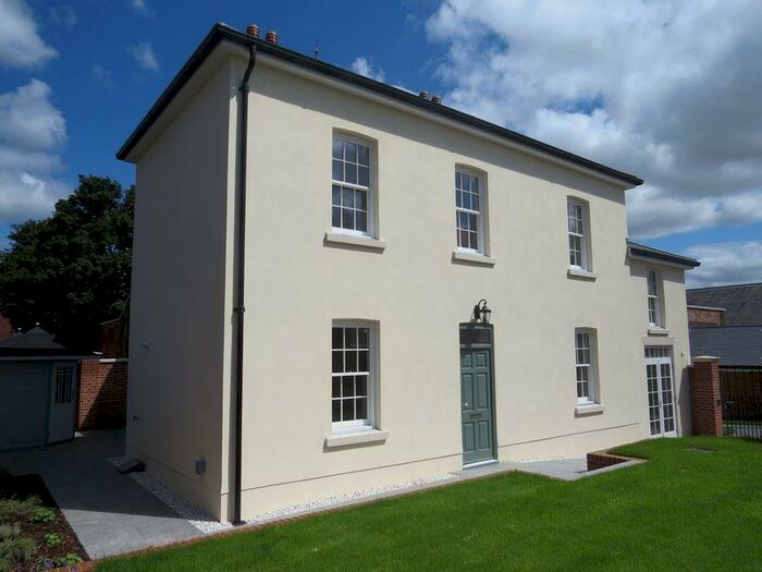 3 Bedroom Semi-Detached House To Rent In Central Winchester, Hampshire, SO23