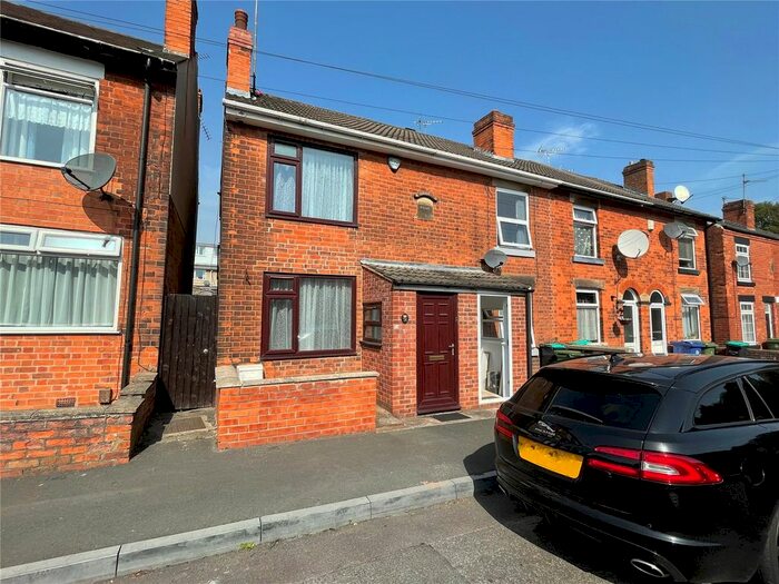 2 Bedroom End Of Terrace House To Rent In Orchard Street, Mansfield, Nottinghamshire, NG19