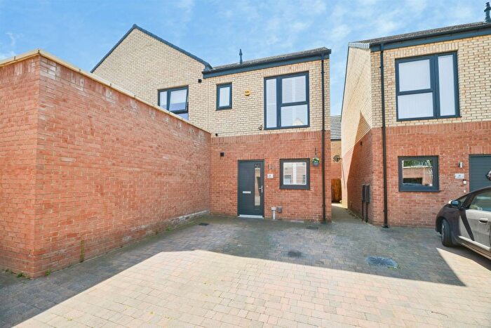 2 Bedroom Semi Detached House For Sale In Jubilee Way, Stockton-On-Tees, TS18
