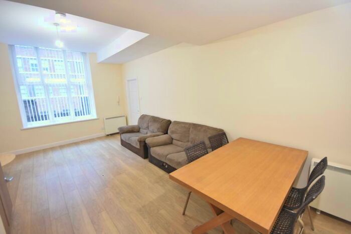 3 Bedroom Apartment To Rent In Portman Mews, Shieldfield, NE2