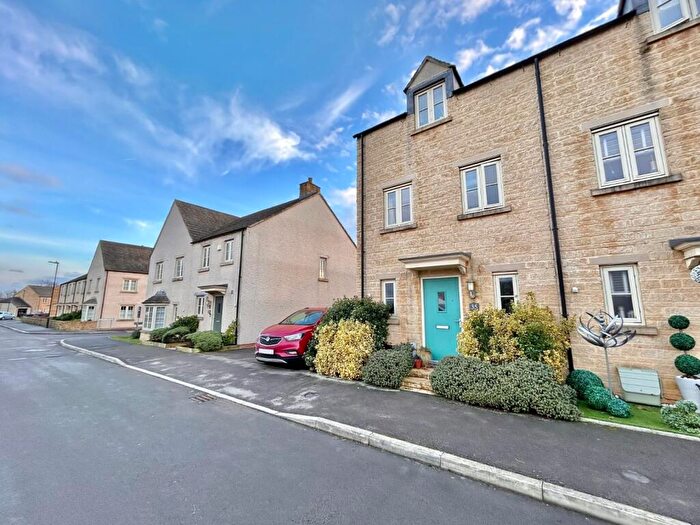 4 Bedroom End Of Terrace House For Sale In Havenhill Road, Tetbury, Gloucestershire, GL8