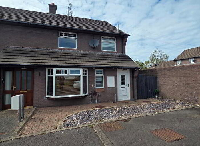 3 Bedroom End TownHouse For Sale In Clifton Park, Coleraine, BT52