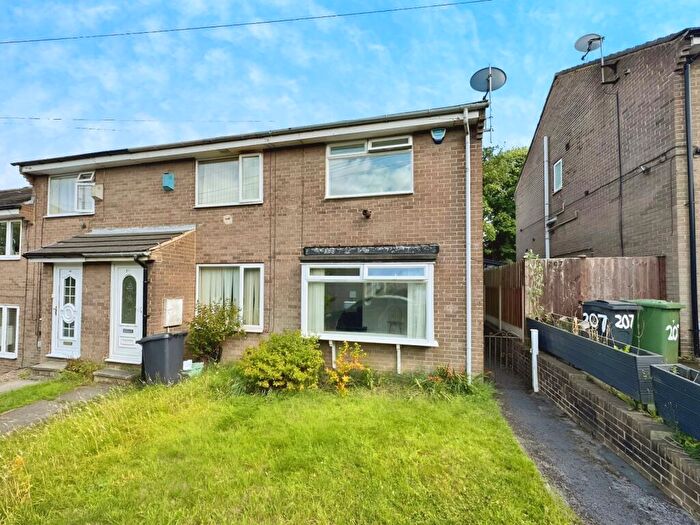2 Bedroom End Of Terrace House To Rent In Norwood Road, Huddersfield, West Yorkshire, HD2