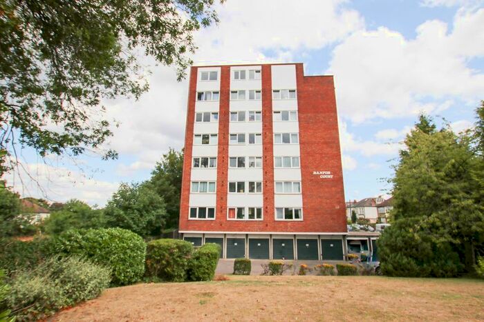 2 Bedroom Flat To Rent In Clarendon Road, Wallington, SM6