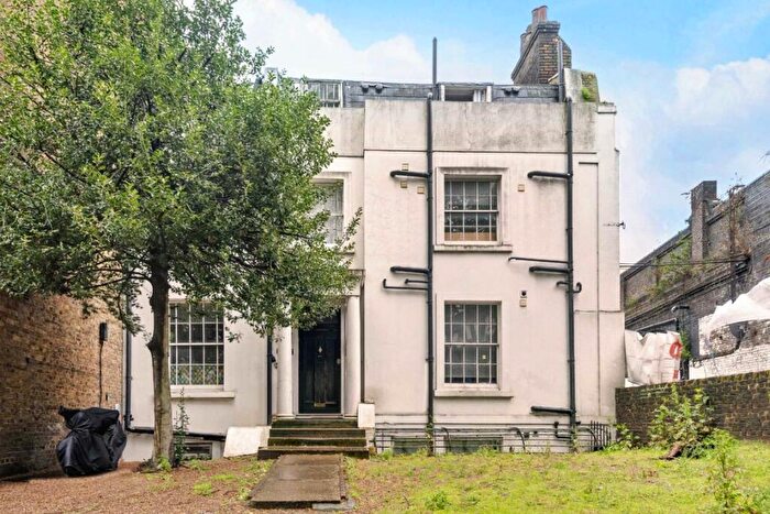 1 Bedroom Flat To Rent In Dalston Lane, Hackney, E8