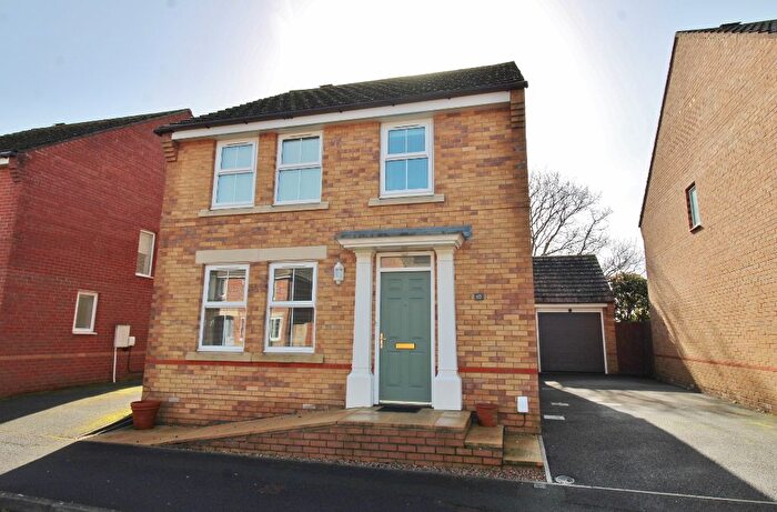 4 Bedroom Detached House For Sale In William Close, Stubbington, PO14