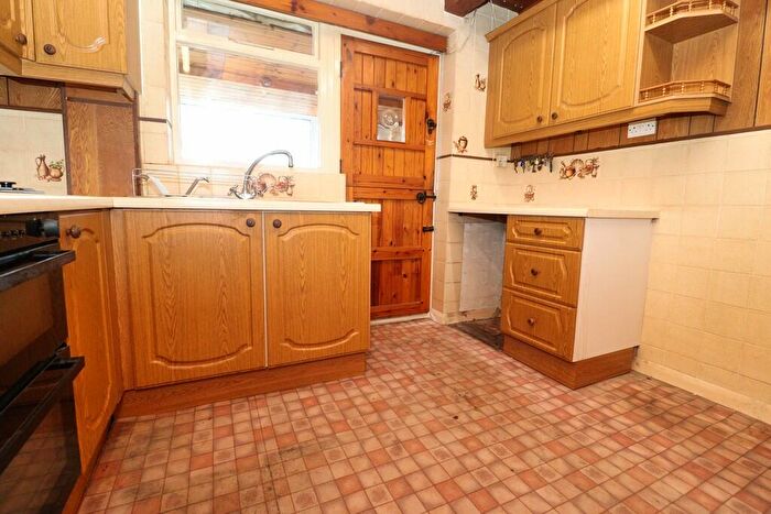 2 Bedroom Semi-Detached Bungalow For Sale In Harewood Crescent, North Hykeham, LN6