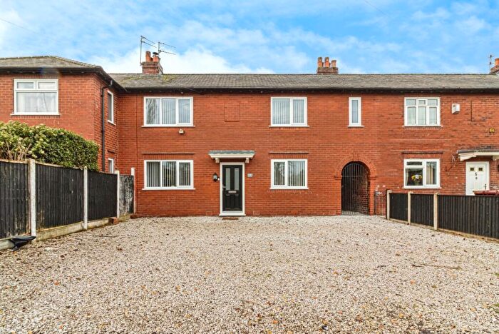 4 Bedroom Terraced House To Rent In First Avenue, Manchester, Greater Manchester, M11