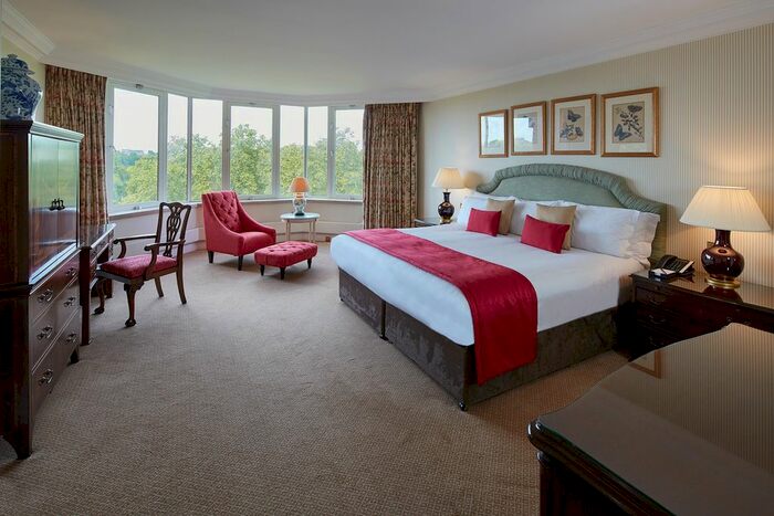 4 Bedroom Flat To Rent In Thorney Crt, London, EC3R